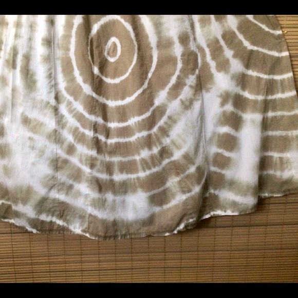 CHICOS tie dyed maxi-skirt summer lightweight flow - Picture 9 of 14